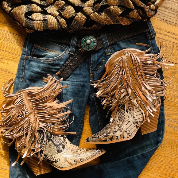 Vintage Metallic Mesh Belt W Aqua Jeweled Buckle. main image 7